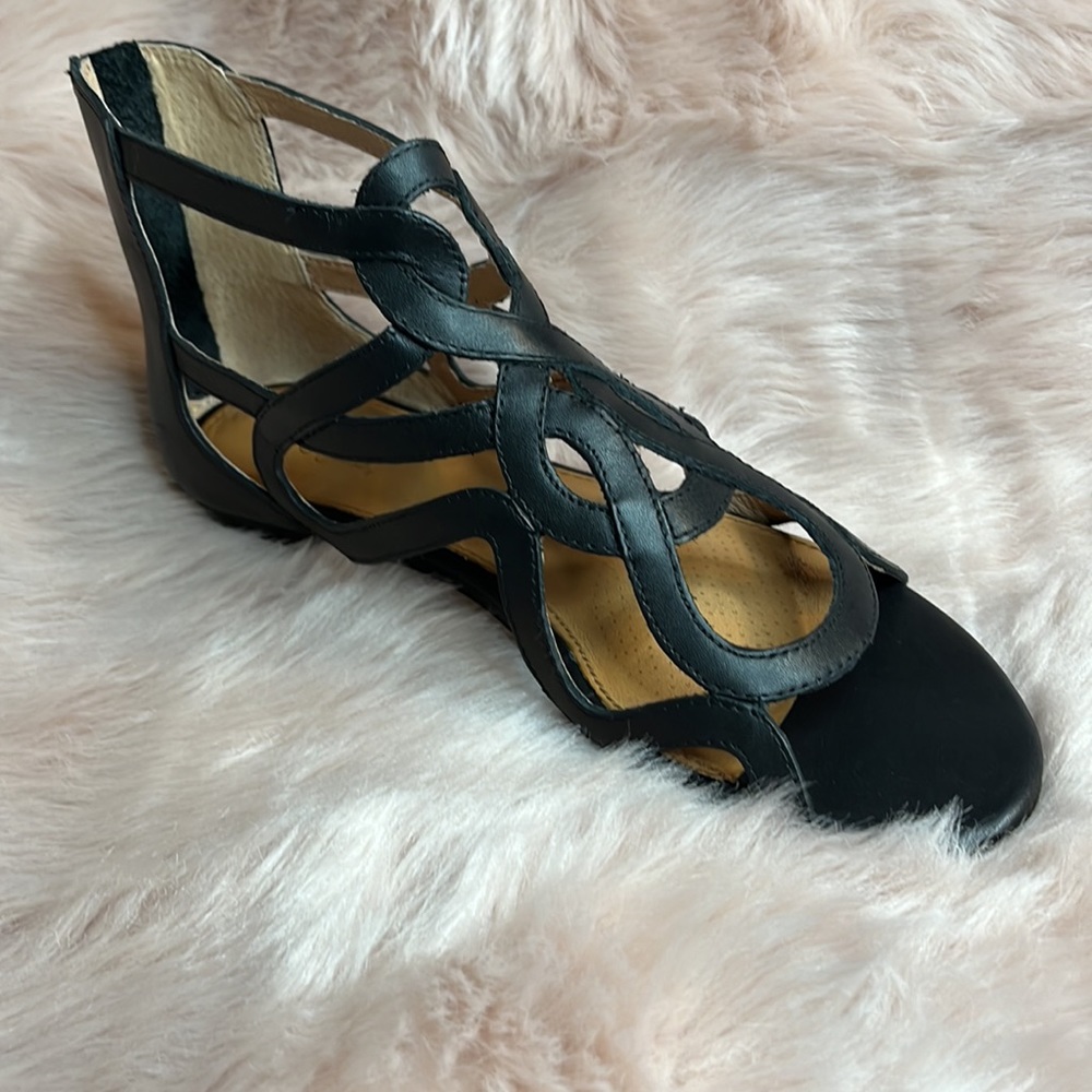 Corso Como 10th Anniversary Women’s SURREY Sandal Black Leather